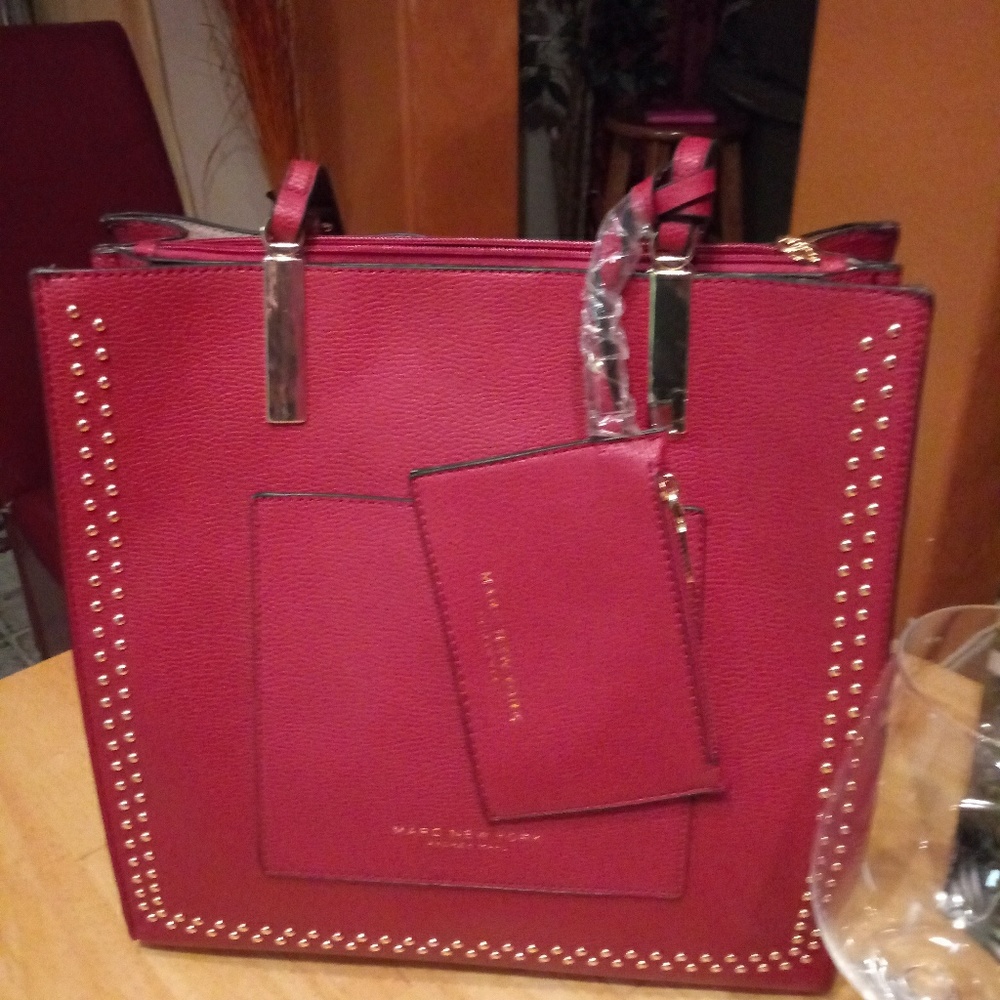 Handbag - Picture 2 of 3